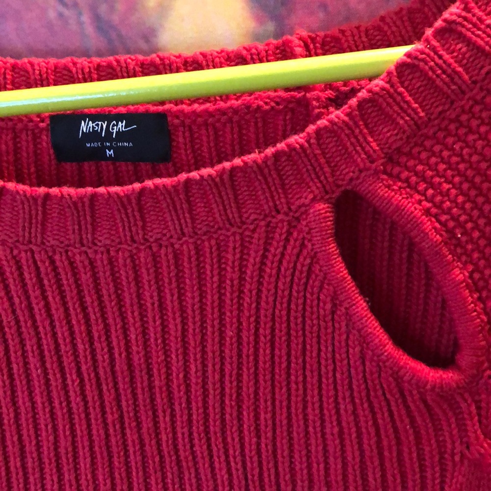 Nasty Gal Cut Out Cropped Sweater - Picture 3 of 5